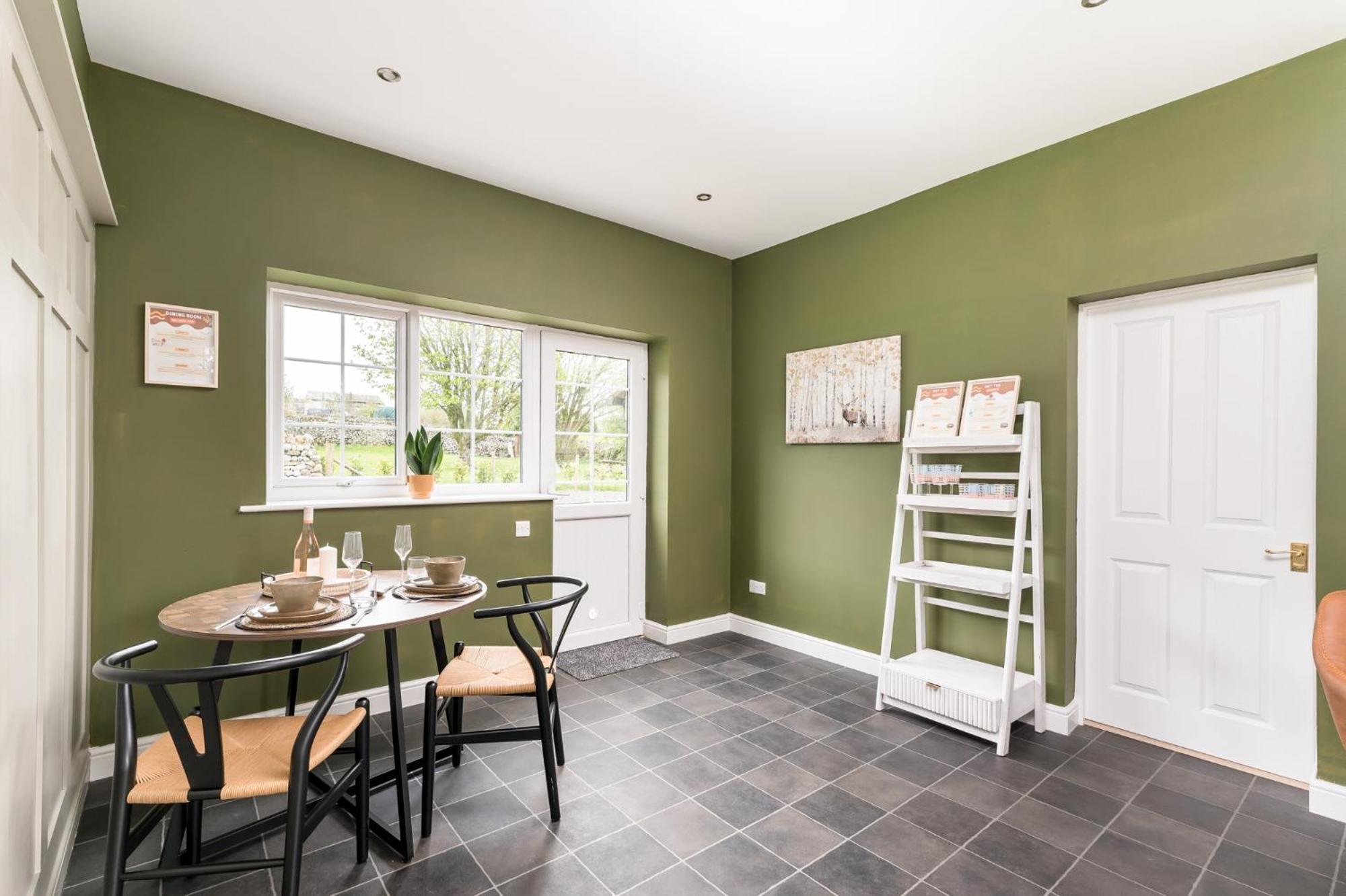 Central Malham Wellbeing Escape Hot Tub & Studio Exterior foto